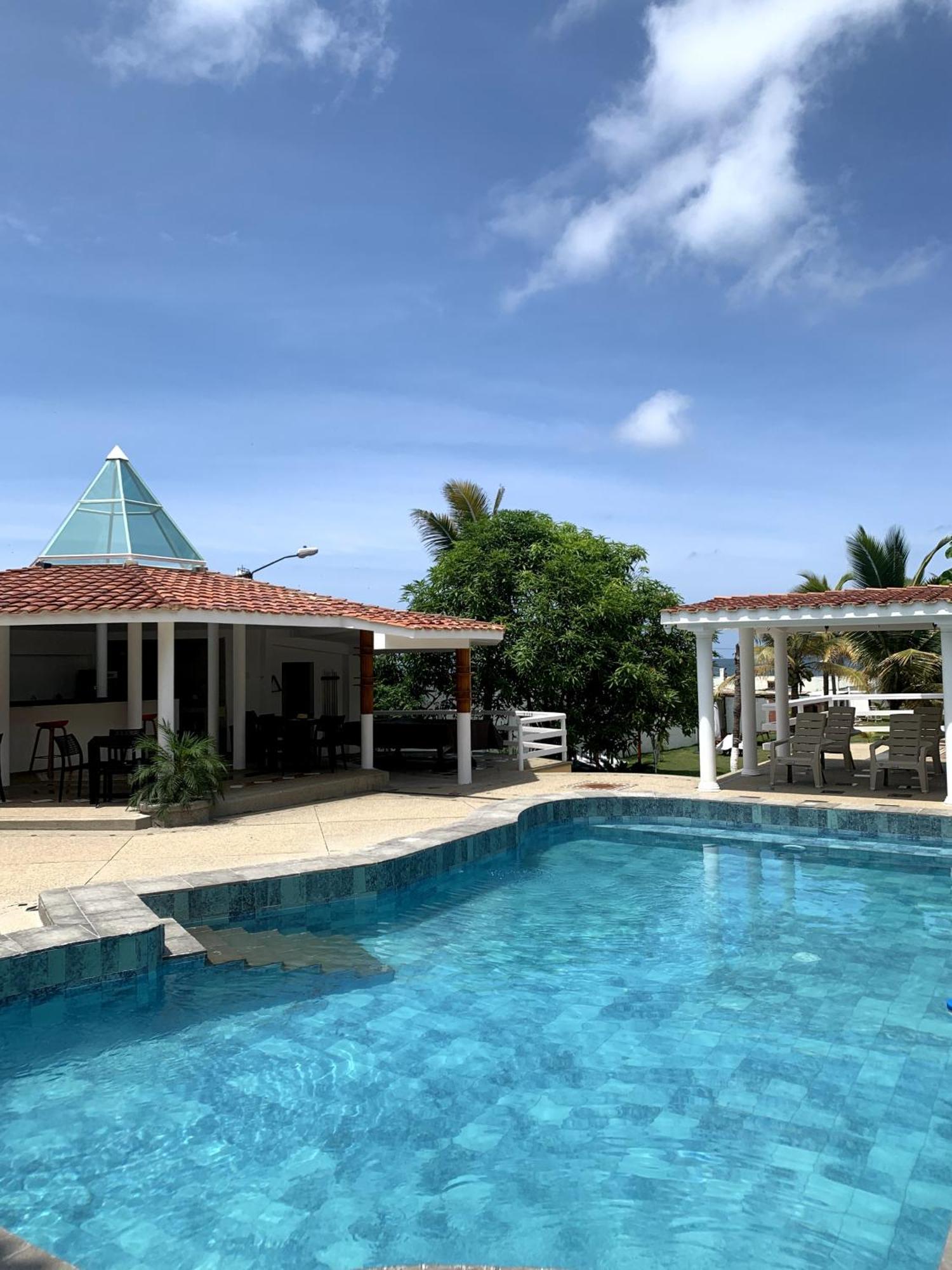 Hotel La Mar Playas Exterior foto